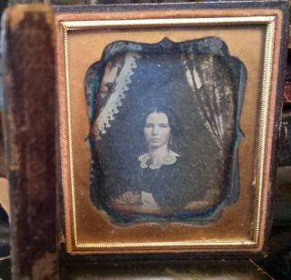 Cased 6th Plate Daguerreotype Portrait Lovely Young Woman Framed By Curtaiins
