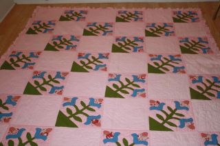 Vintage Farmhouse Hand Sewn Quilt W/ Tulip Or Rose Of Sharon Applique Pattern