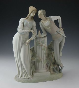 Retired Lladro Spain Romeo Juliet 4750 Romantic Lovers Porcelain Figurine Njw