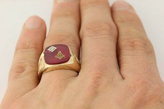 Blue Lodge Master Mason Ring - 10k Yellow Gold Synthetic Red Spinel Diamond 8