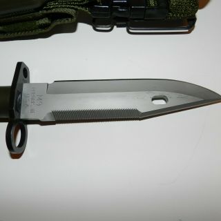 BUCK 188 PHROBIS III U.  S.  A.  M9 BAYONET,  KNIFE & Sheath 2