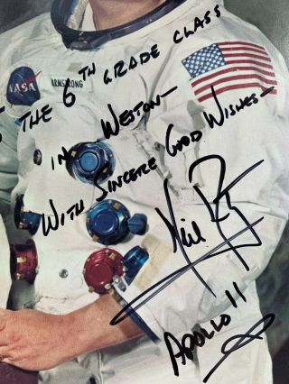 AUTOGRAPHED PHOTO OF APOLLO 11 ASTRONAUT NEAL ARMSTRONG 2