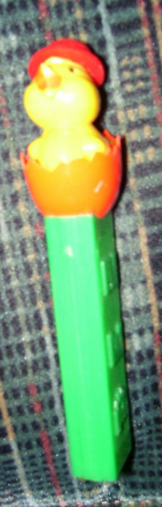Vintage Pez - No Feet - Baby Chick Hatching In An Egg With Top Hat Rare Color