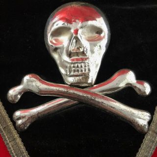 Antique Masonic Knights Templar Ames Sword Co.  Apron with Skull & Crossed Bones 2