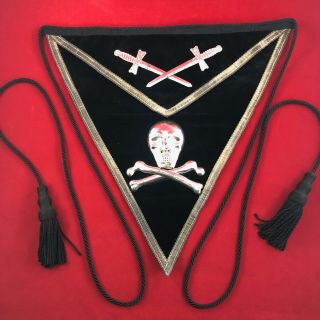 Antique Masonic Knights Templar Ames Sword Co.  Apron with Skull & Crossed Bones 3