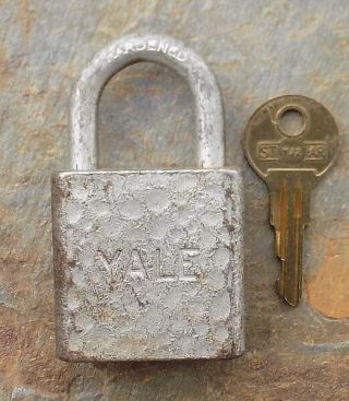Vintage Solid Forged Steel Yale & Towne Padlock & Key 2