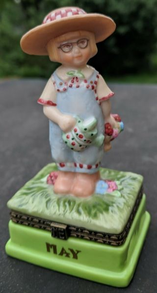 Porcelain Hinged Lidded Box - Mary Engelbreit Me May Trinket Gardener