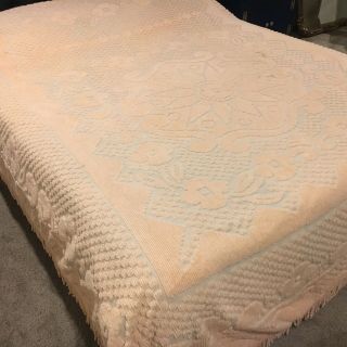 Vintage Chenille Bedspread Blanket Peach Pink Full/queen Size Fringe Edges