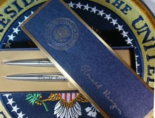President Ronald Reagan VIP Pen & Pencil Set - White House - Presidential Seal 3