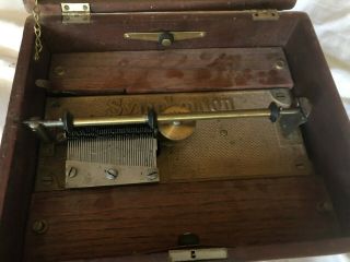 1899 IMPERIAL SYMPHONION MUSIC BOX with 4 discs 4