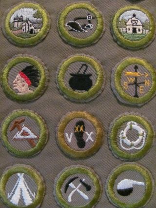 1950 ' s BOY SCOUT SASH w/ 36 MERIT BADGES,  RANK PATCHES PINS & OTHER PATCHES 5