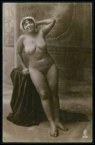 French Full Nude Black Woman C1910 - 1920s Photo Postcard