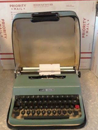 Olivetti Lettera 32 Typewriter Good Cursive Font Script