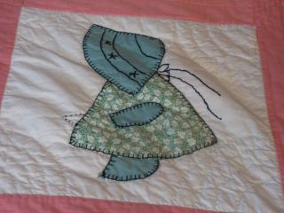 Vintage 40 ' s/50 ' s Sunbonnet Sue Applique handmade hand stitched quilt 65 x 83 5