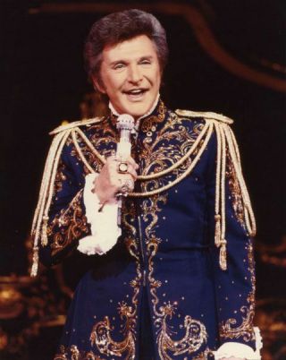 LIBERACE OWNED FROM HIS ESTATE BEETHOVEN BRONZED STATUE BY PIERRE FELIX - MASSEAU 4