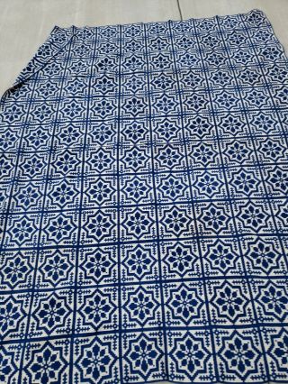 Vintage Hand Made star design needlepoint Quilt Coverlet size twin 4