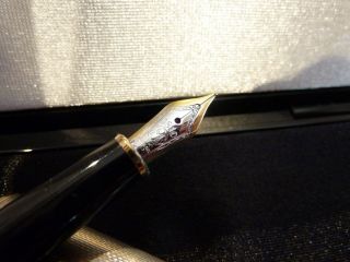 MONTBLANC STERLING SILVER MEISTERSTUCK SOLITAIRE FOUNTAIN PEN 4