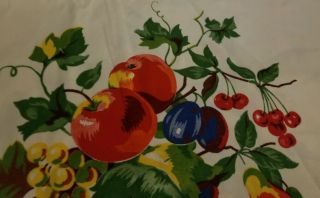VINTAGE Tablecloth 1940 ' S Wilendur? Cherries Grapes Peaches Fruit 5
