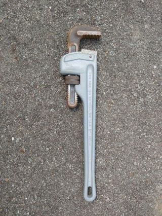 Vintage Ridgid 18 " Offset Pipe Wrench Heavy Duty Ridge Tool Elyria Ohio Usa E18