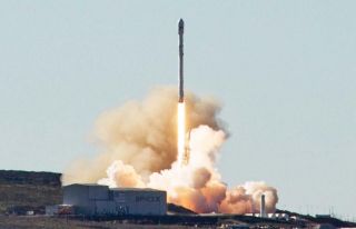 AUTHENTIC Iridium NEXT Launch - 5 - PATCH PIN & STICKER SET - SPACEX FALCON 9 USAF 3
