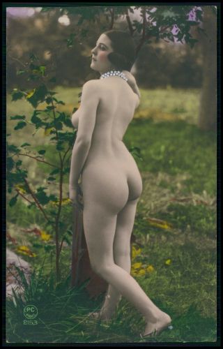 Miss Jeanne Juilla Butt French Nude Woman Old 1920s Tinted Color Photo Postcard