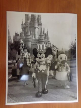 Vintage Glossy Press Photo Disney Mickey Mouse Donald Duck Pluto Goofy