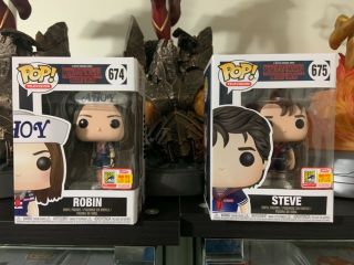 Sdcc Funko Fundays 2018 Steve And Robin Stranger Things Scoops Ahoy Pop Le 1800