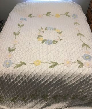 Vtg Flowers Chenille Bedspread White King Size Cotton Lightweight Coverlet
