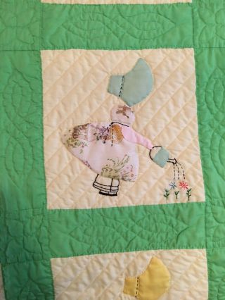 Vintage 70s Sunbonnet Sue Quilt Handmade Appliques and Embroidery Hand Quilted 2