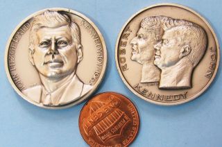Coin / Medallion Pair Vtg John F / Robert Kennedy " Martyrs To Freedom " - 1.  25 "