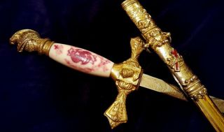 - Ornate Old Exquisite Gold Knights Templar Officers Sword Masonic Red Cross