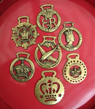 7 Vintage Horse Brass Medallions 1953 Queen Elizabeth Ii Coronation Comet Jet