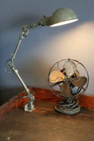 Vintage Fostoria Articulating Industrial Machinist Workbench Drafting Lamp Light