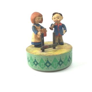 Vtg Anri Wood Carved Music Box Girl And Boy Handcrafted Plays Sing Video