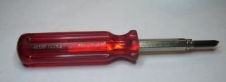 Vintage Klein Tools Inc. ,  No.  19500 Reversible Screwdriver With Red Handle,  Usa