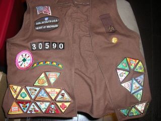 Girl Scouts Brownie Vest W/ Badges & Pins