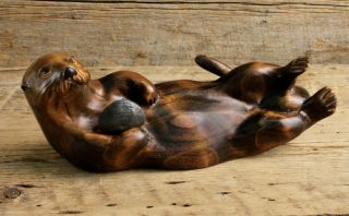 Big Sky Carvers North American River Otter Wood Sculpture Carving