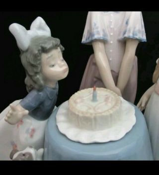 Lladro Figurine 5910 Making A Wish Little Girl ' s Birthday Party 3