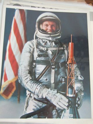 NASA photos signatures Bios Gemini Mercury Apollo Astronauts 30 different 1960 ' s 2