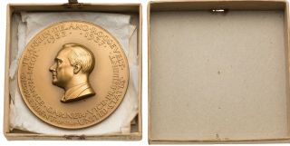 1933 Franklin D Roosevelt Inaugural Medal With Box