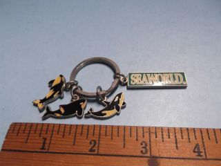 Old/unique Collectible Key Chain 2 " In Metal 3 Killer Whales Seaworld