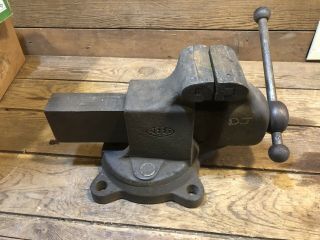 Reed Vise Bench 104 Antique Tool Swivel Work Anvil