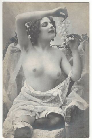 1920 French Photograph - Naked,  Youthful Fernande Eating Grapes - Early Sessions