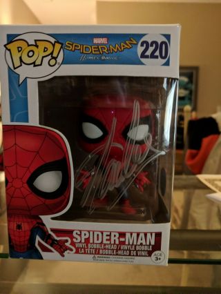 Funko Pop Spiderman Homecoming Signed Stan Lee