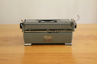 1949 Royal Quiet De Luxe Typewriter with Case - FULLY FUNCTIONAL & 6