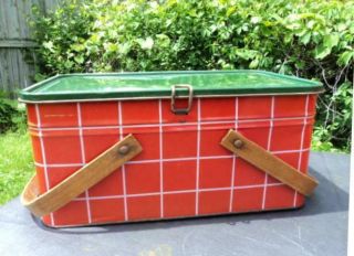 Vtg Red & White Windowpane Plaid Tin Picnic Basket Metal Lunch Box Salerno