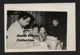 Rare Johnny Cash & Family Snapshot Vivian Rosanne Kathy Cindy 1950 