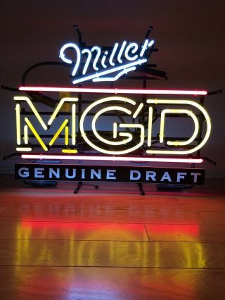 (l@@k) Miller Mgd Draft Beer Neon Light Up Sign Bar,  Game Room,  Man Cave
