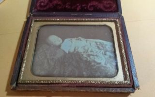 Postmortem Quarter Plate Daguerreotype Of Baby Johnson & Fellows Cleveland Ohio