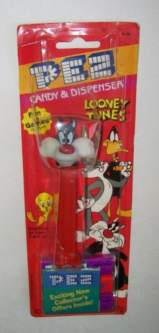 Looney Tunes Pez Candy & Dispenser - 1995